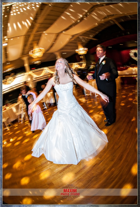 Valley Dale Ballroom Bride Dancing