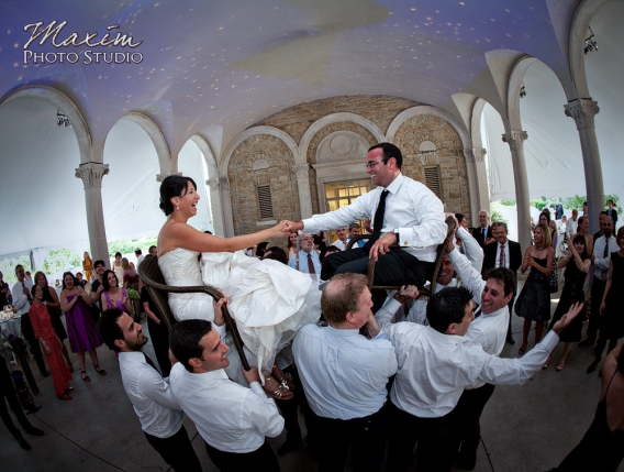 Ault Park Cincinnati Jewish Wedding Celebration