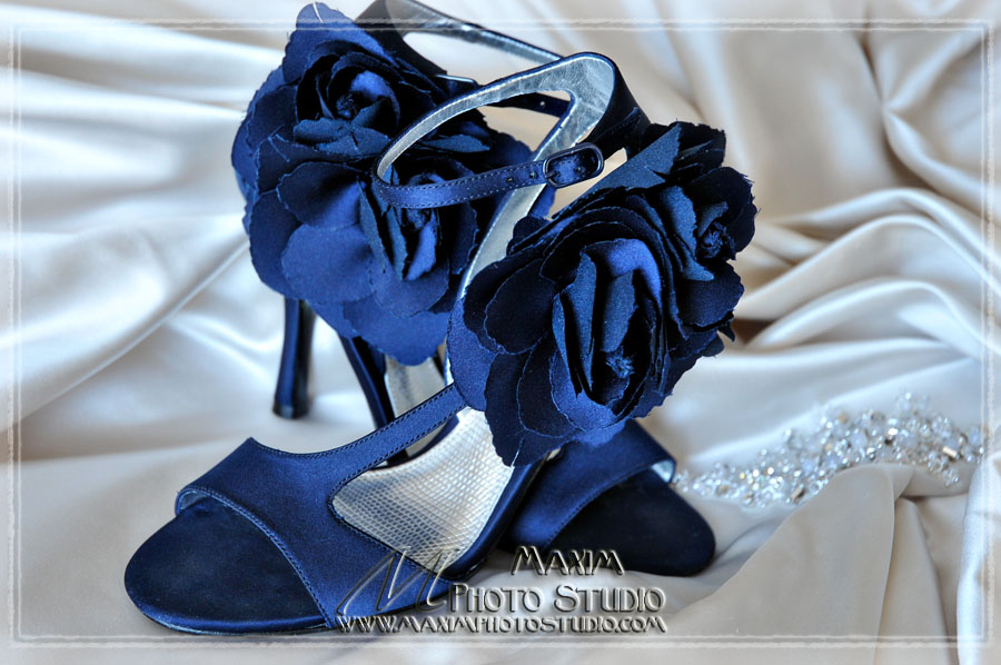 wedding shoes by maxim photo studio