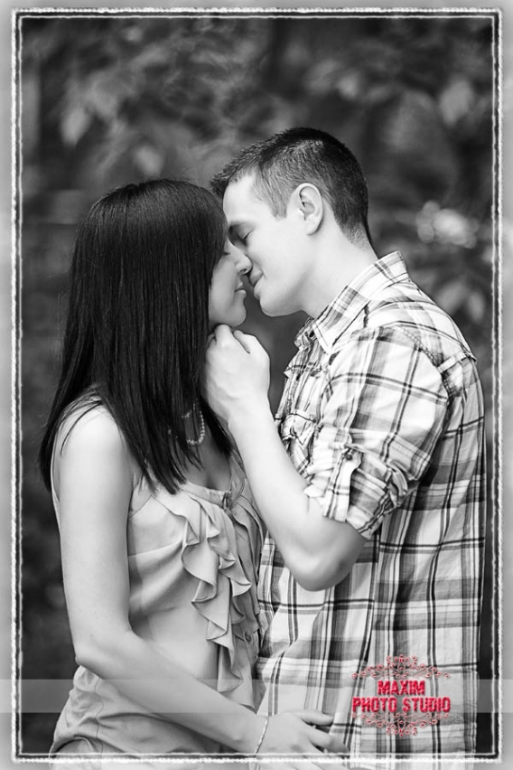 Dayton Engagement Photography by maxim photo studio