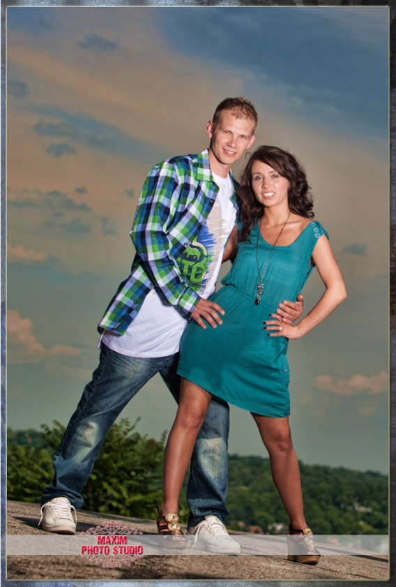 Maxim Photo Studio captured an engagement photo in Mt. Adams