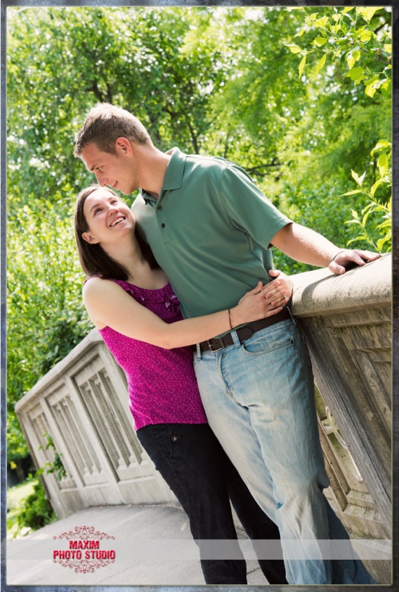 maxim photo studio photographed an eden park engagement photo