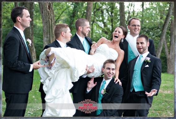 maxim photo studio captured the wedding in dayton ohio