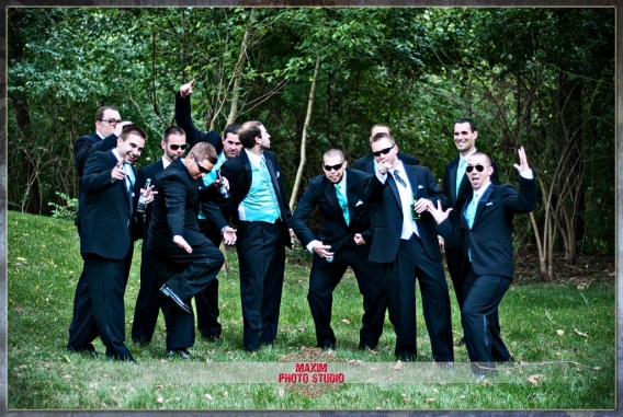 maxim photo studio captured the groomsmen wedding photo