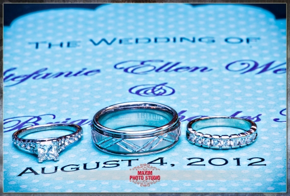 maxim photo studio captured the wedding ring photo