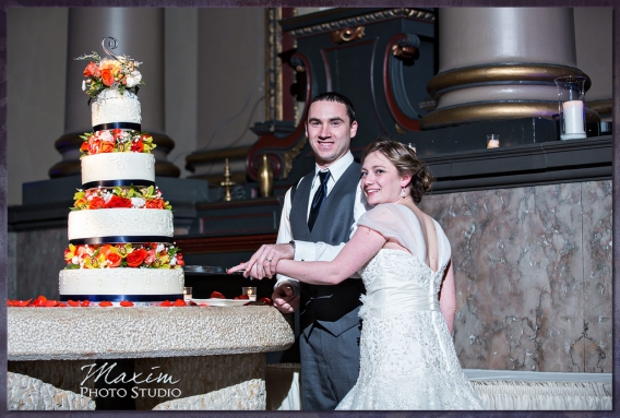 Wedding cake at The Bell Event Centre