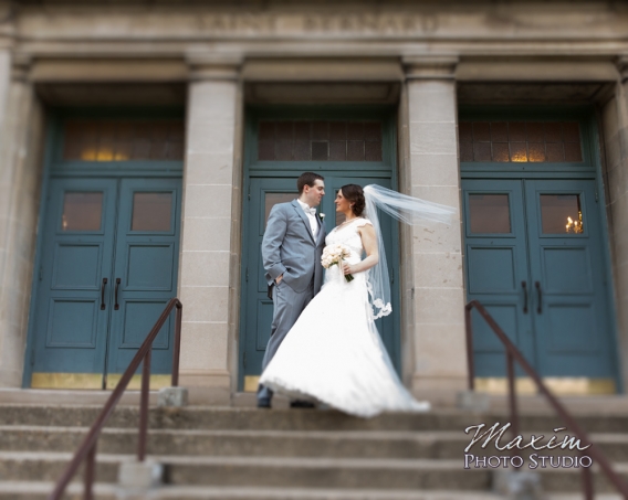 Dayton Kentucky Wedding bride and groom