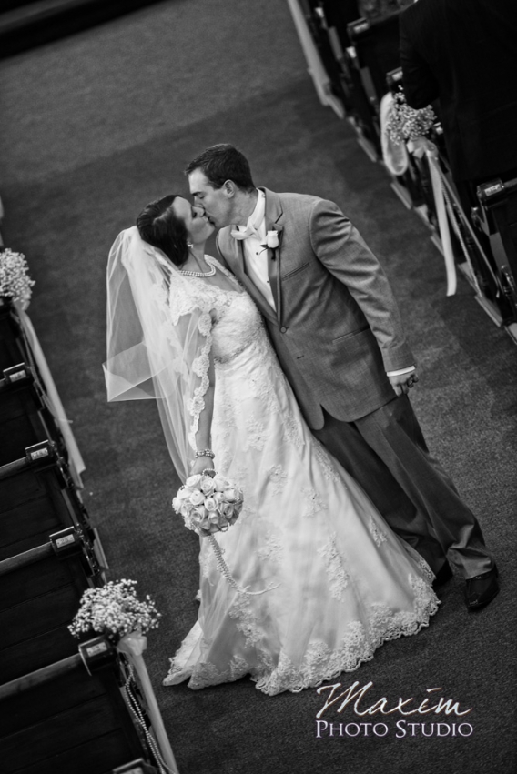 First Kiss after the ceremony in Dayton Kentucky