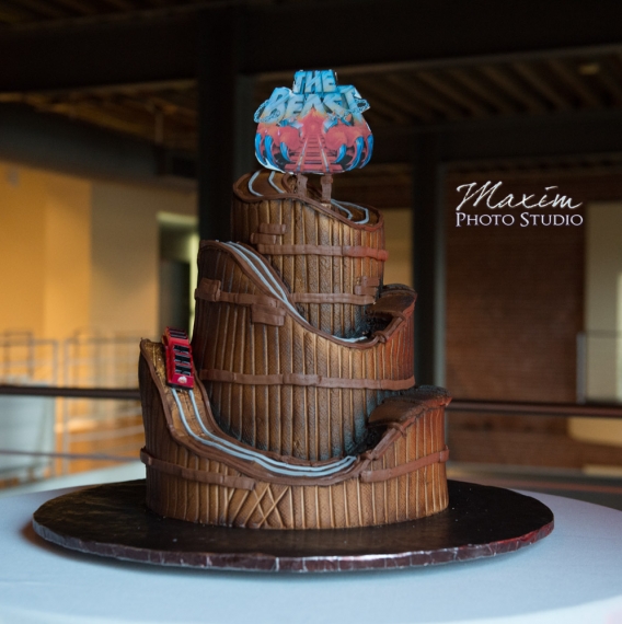 Longworth hall cincinnati groom wedding cake