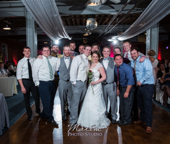 Longworth Hall Cincinnati wedding bride and groom